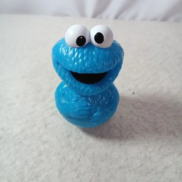 Sesame Street Cookie Monster Wobble Figure 2.5" Blue Plastic Toy - Picture 8 of 10